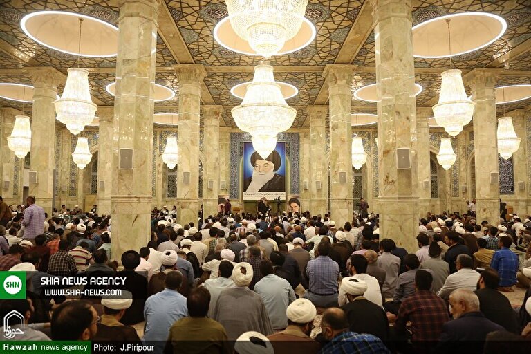 تصاویر/ مراسم بزرگداشت مرحوم آیت الله بروجردی در مسجد اعظم قم