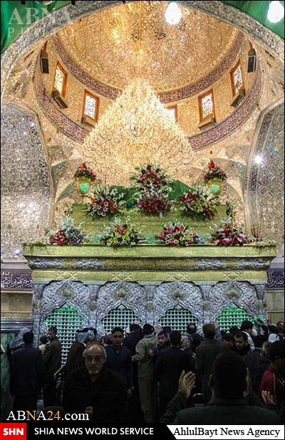 تصاویری از گل آرایی حرم امام حسین علیه السلام در سالروز ولادت حضرت زینب سلام الله علیها