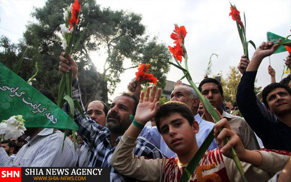 تصاویر گلباران حرم مطهر رضوی