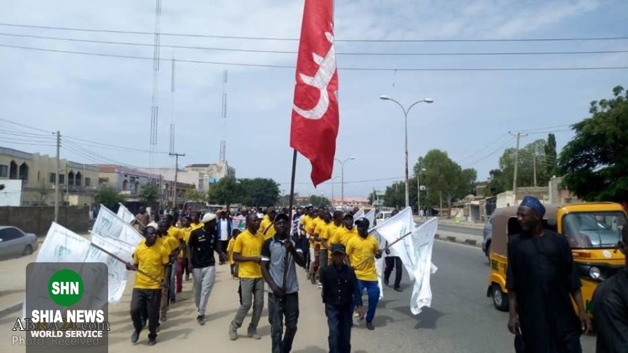 تظاهرات مردم نیجریه ضد توهین نشریه شارلی ابدو به پیامبر(ص)