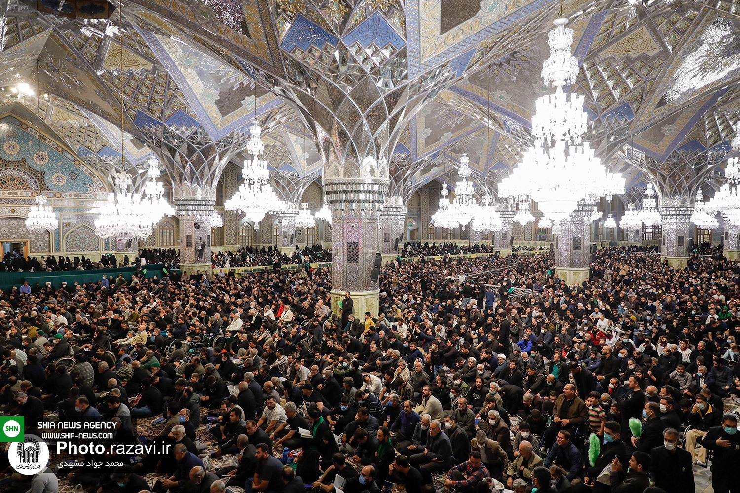 تصاویر/ مراسم احیای دومین شب قدر در حرم مطهر امام رضا(ع)