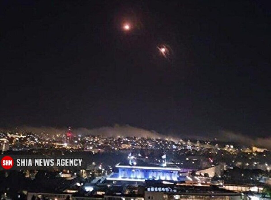 لحظات اصابت شش موشک‌ ایران به مواضع اسرائیل