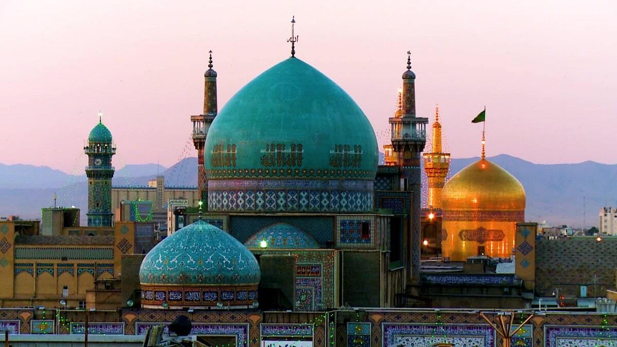 راهنمای کامل سفر به پایتخت معنوی ایران بدون تور
