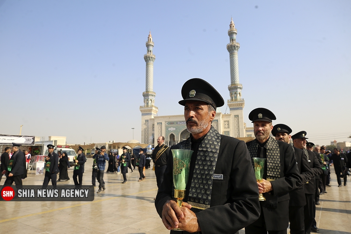 عزاداری دسته خادمان حرم حضرت معصومه (س) در روز وفات بانوی کرامت