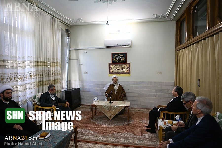 دیدار وزیر امور خارجه با مراجع تقلید و علما در قم