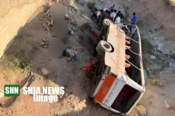 اعلام جزئیات حادثه‌ سقوط مینی‌بوس به دره